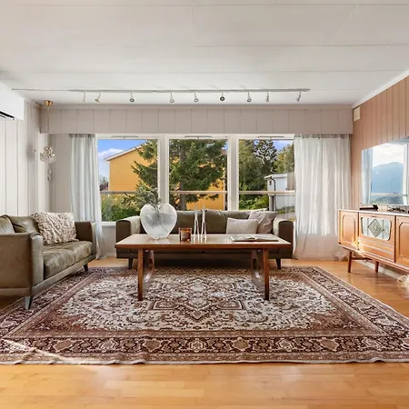 Basecamp Dramsvegen Aurora Viewpoint Τρόμσο