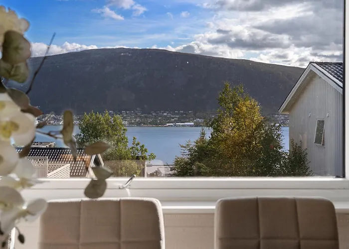 Basecamp Dramsvegen Aurora Viewpoint דירה