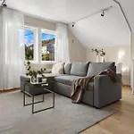Basecamp Dramsvegen Aurora Viewpoint * טרומסה